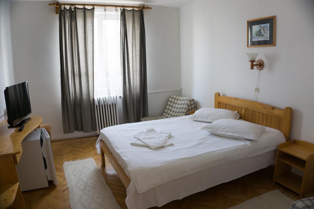 Hotel Merkur Miercurea Ciuc Eksteriør billede